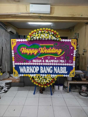 Papan Bunga di Sangiang Jaya